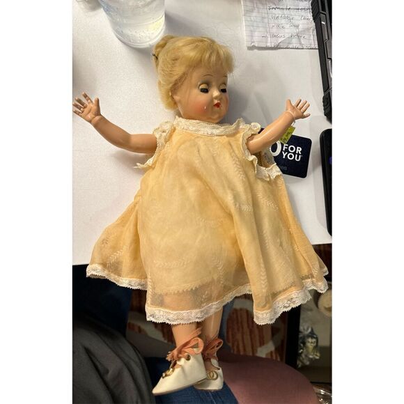 Vintage Doll Toni leather shoes dress under liner eyes work legs work 14 inch - Picture 3 of 15